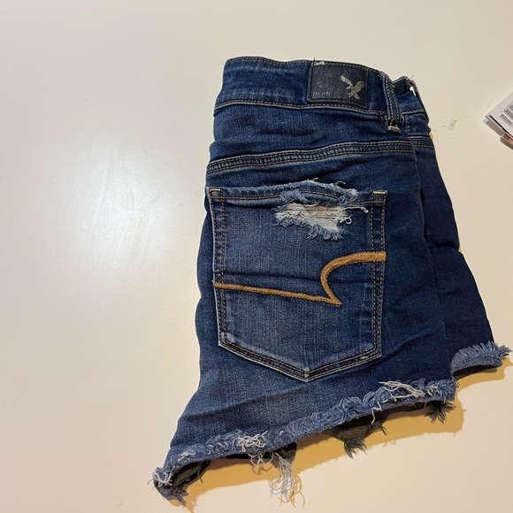 Shorts - Picture 5 of 7